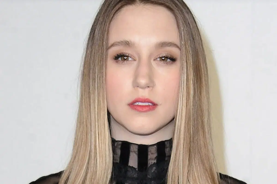 laryssa farmiga